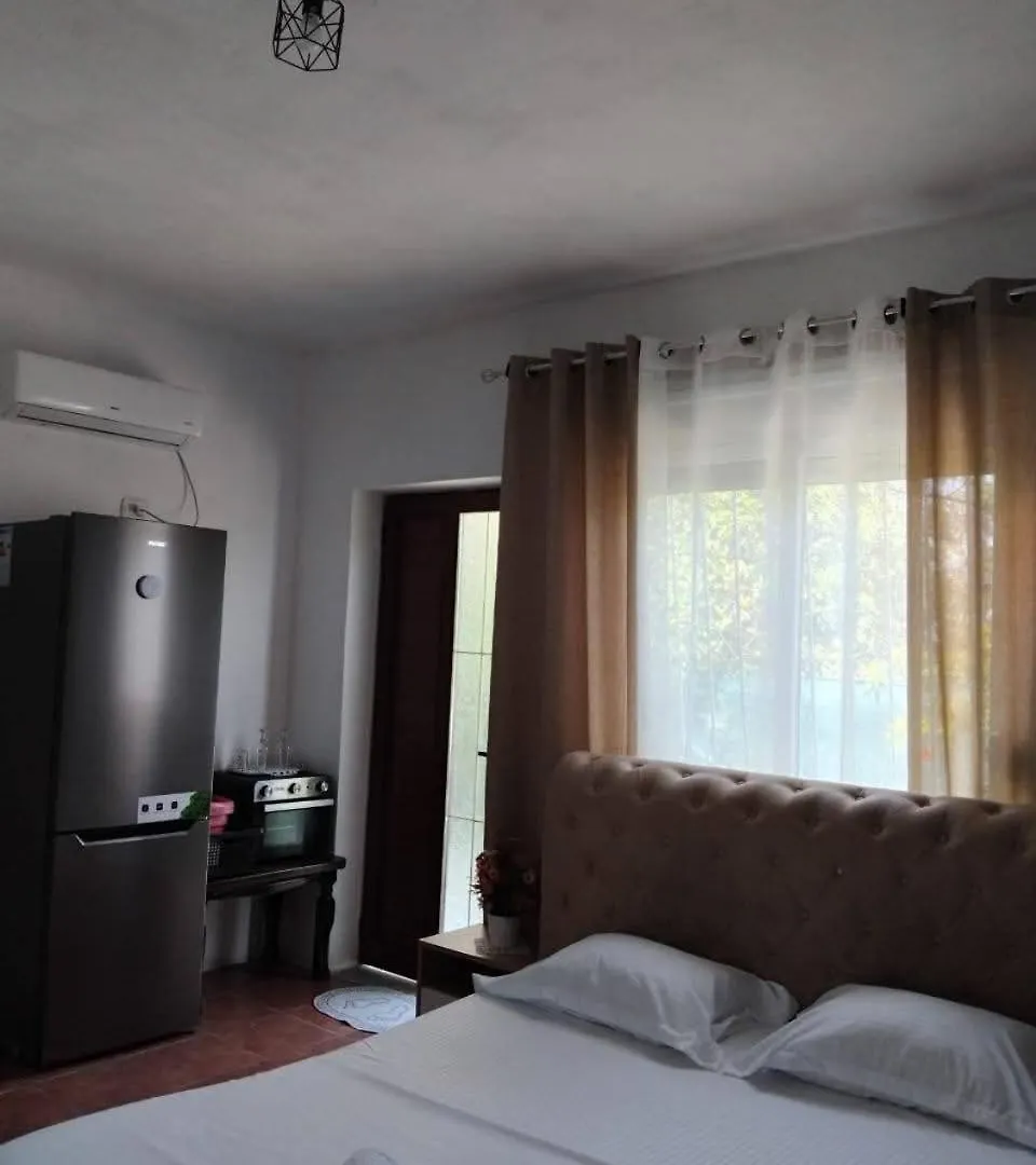 Maison d'hôtes Hotel Tonia&Sion à Vlorë Albanie